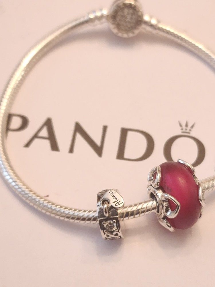 Pandora Bracelet With Charms 💯 %silver 9.25
