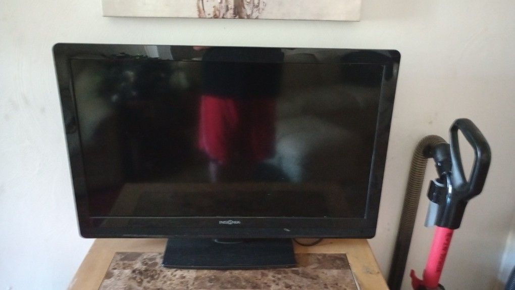 Insignia 32inch Tv