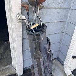 Multiple Golf Clubs 