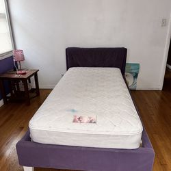 Girls Twin Bed with Mattress 