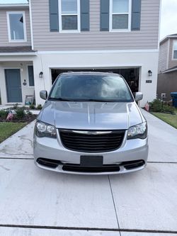 2013 Chrysler Town & Country