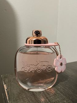 Couch floral perfume