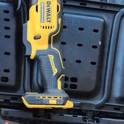 Dewalt 20v Brushless Multi-tool ( No Battery Or Charger)