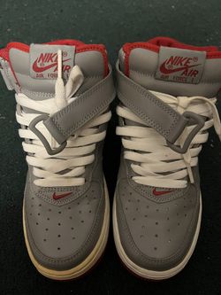 NIKE AIR FORCE 1 MID (GS) GREY/RED-WHITE SIZE 4.5 USED 
