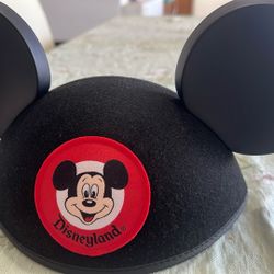 Mickey Mouse Hot Original From Disney store 