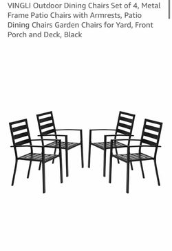 Set of 4 metal chairs patio read !