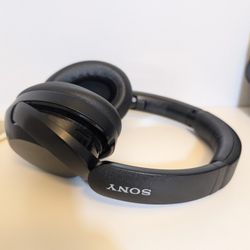 Sony WH-XB910N Noise Canceling Headphones