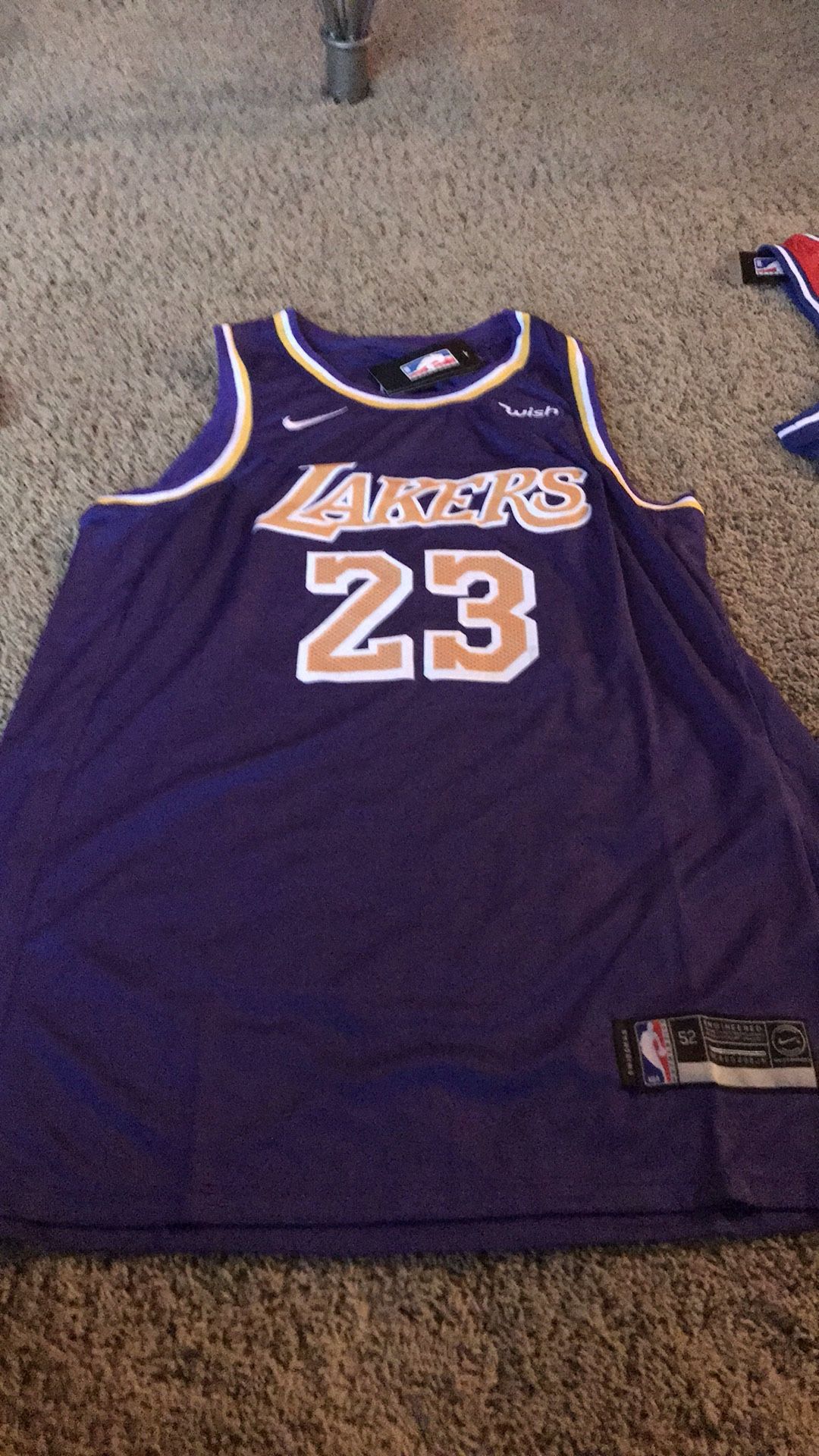 lebron james jersey xl