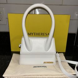 Jacquemus The Medium Chiquito