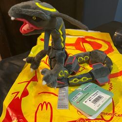 Pokémon Plush - Shiny Rayquaza - Pokémon Center Official