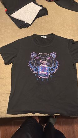 Kenzo shirt, Size Large but can fit a Small and authentic!