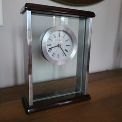 Table/ Mantel Clock