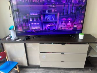 Free Dresser/tv stand