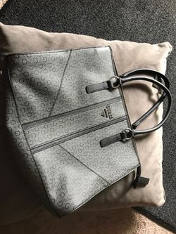 Guess purse