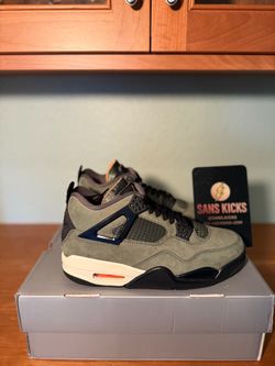 Size 9 Nike Jordan 4 Undefeated