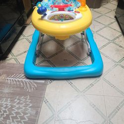 BABY EINSTEIN  3 IN 1 WALKER ,  LIKE NEW ( READ DESCRIPTION)