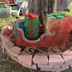  Christmas Decorations 