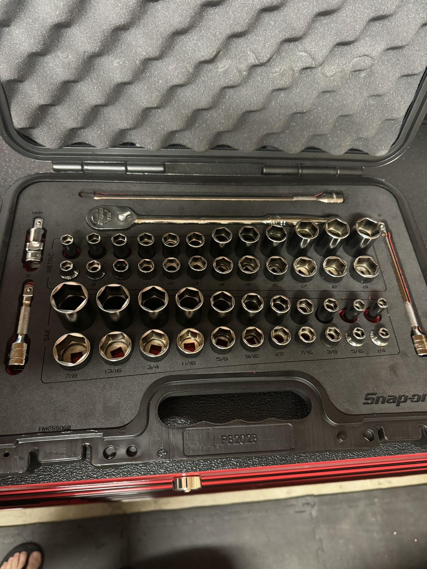 Snap-on 51pc 3/8 Metric/sae Service Set In Foam And Hard Case 