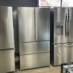 Forno Four Door French Door Refrigerator OQB0