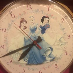 VINTAGE 90 DISNEY PRINCESS WALL CLOCK
