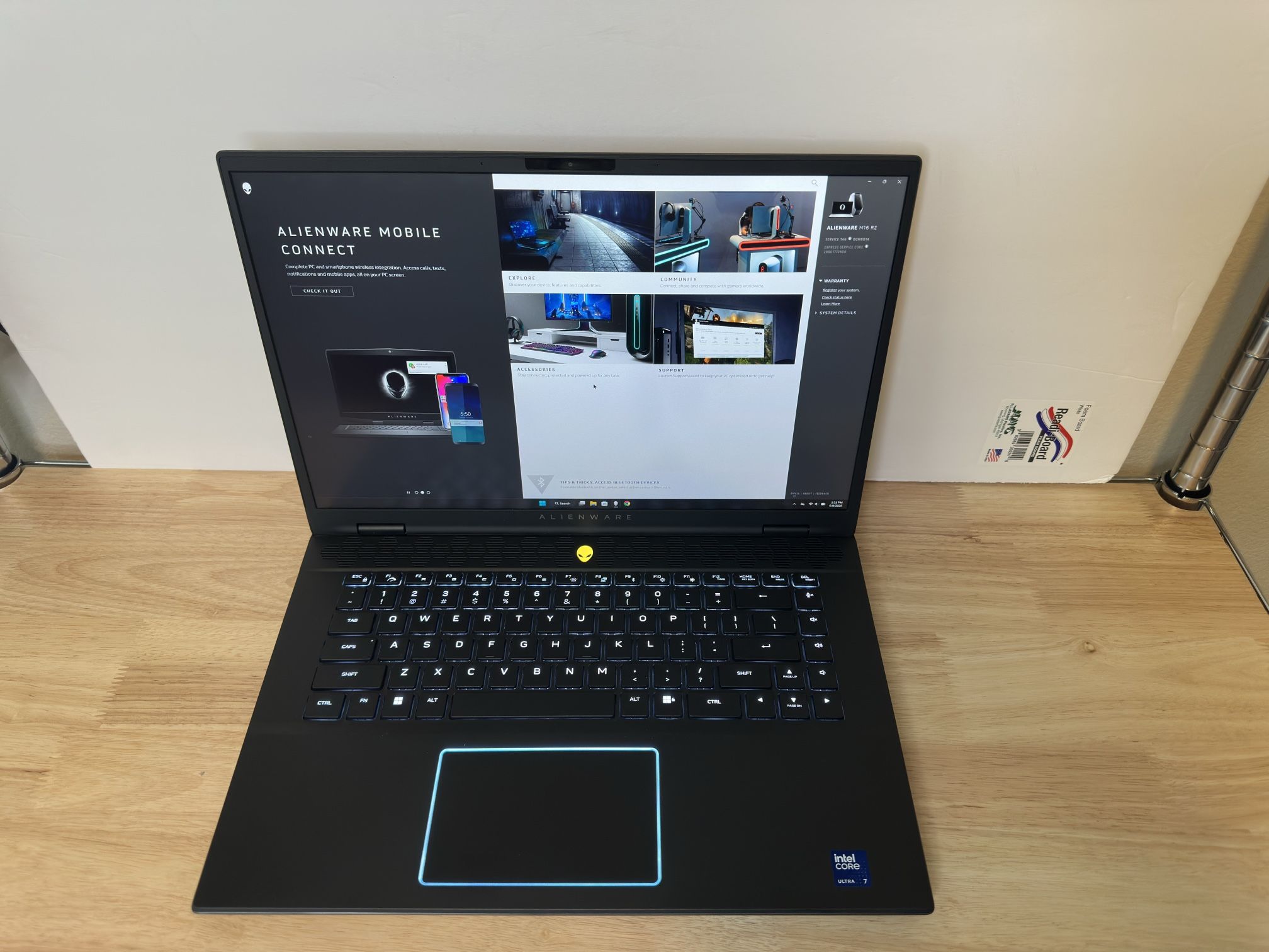 Alienware m16 R2 (Intel Ultra 7 155H, RTX 4070, 32GB DDR5, 1TB SSD)