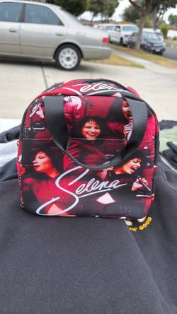 Selena Lunch Pale