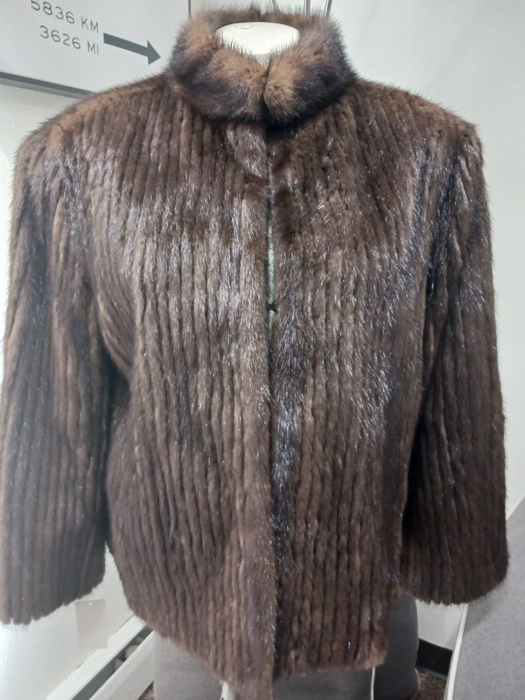 Elegant Mink Fur Jacket