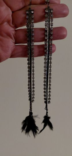 Brand new womens long party earrings