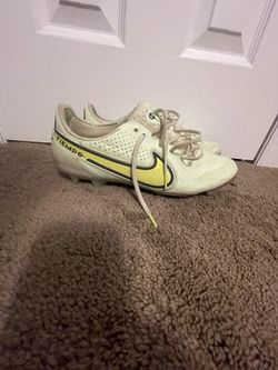 Nike Tiempo Size 10