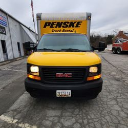 GMC 17' Box Truck