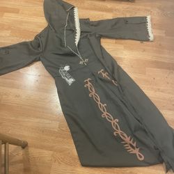 Renaissance Dress & Jewelry & Ears