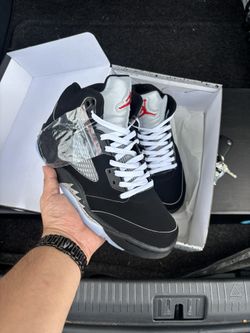 Jordan Black Metallic 5s