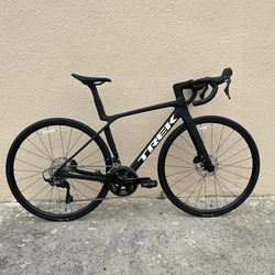 Brand New Trek Madone SL 5 Gen 8 Carbon Road Bike.