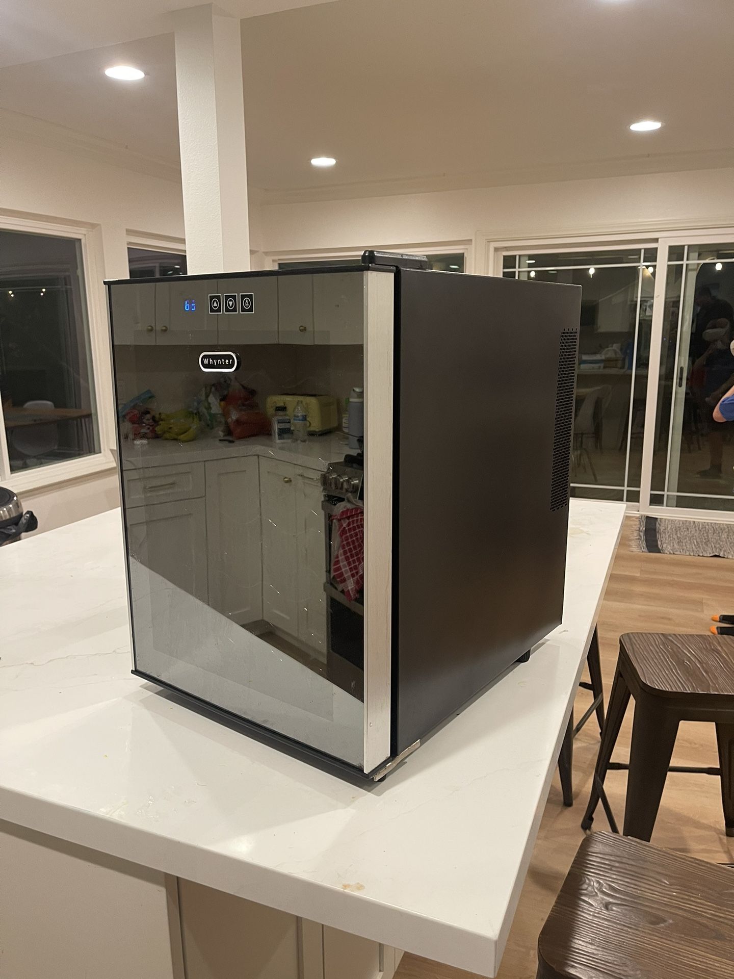 Whynter - 20 Bottle Fridge