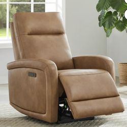 New Watson & Whitely Power Recliner With Power Headrest