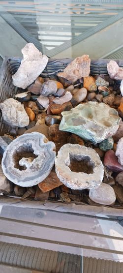 Rocks , Crystal's