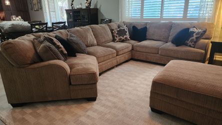 Sofa sectional and large ottoman