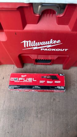Milwaukee Fuel M12 (1/4 )High Speed Ratchet (NEW)