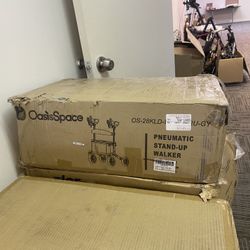 Brand New Oasis Space Walkers - Pick Up In Irving 