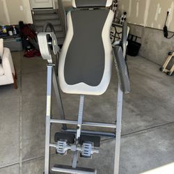 Innova Inversion Table