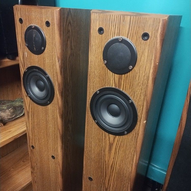 SANSUI Speakers