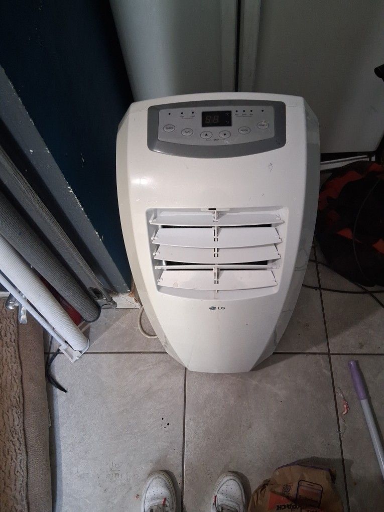 LG Portable Air Conditioner