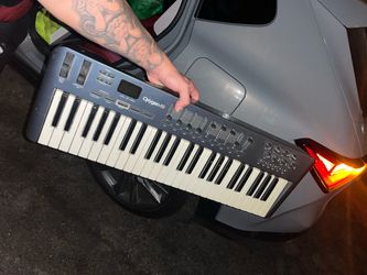 M- audio oxygen 49