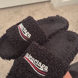 balenciaga slides 