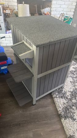 Cat playhouse