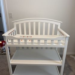 Graco Changing Table 