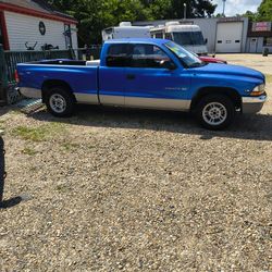 1999 Dodge Dakota 