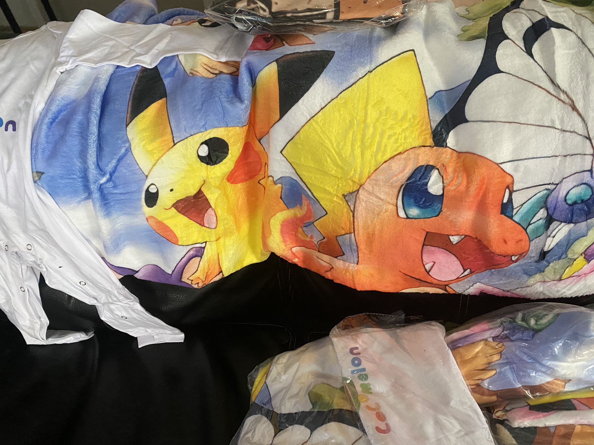 Pokémon Soft kid blankets!! Very comfortable !!