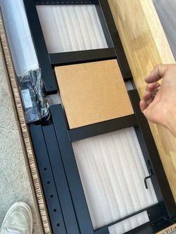 Heavy duty workbench