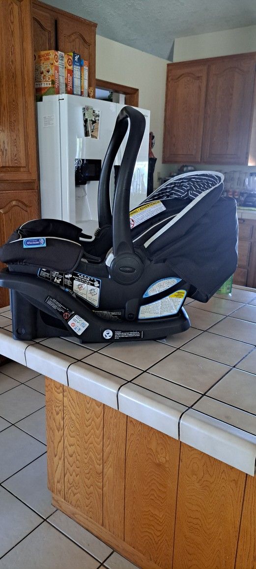 Graco Carseat